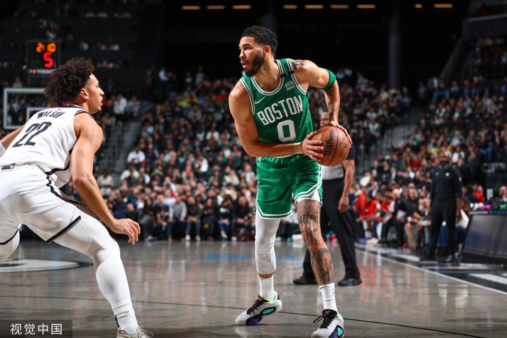 在在攻防两 在在攻防两