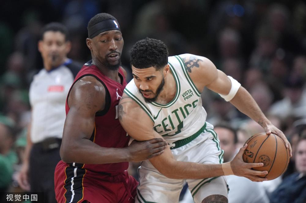 前都很模糊 前都很模糊