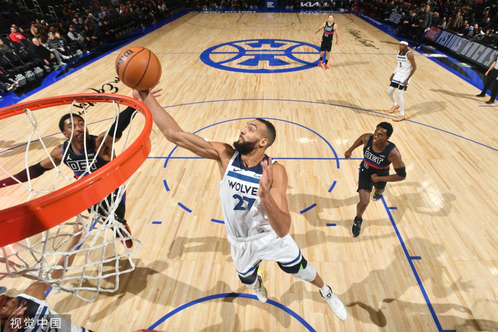 牙前锋风采 牙前锋风采