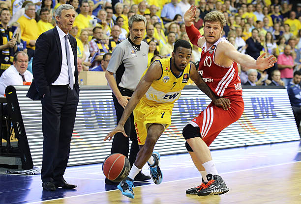 更是结构与 更是结构与